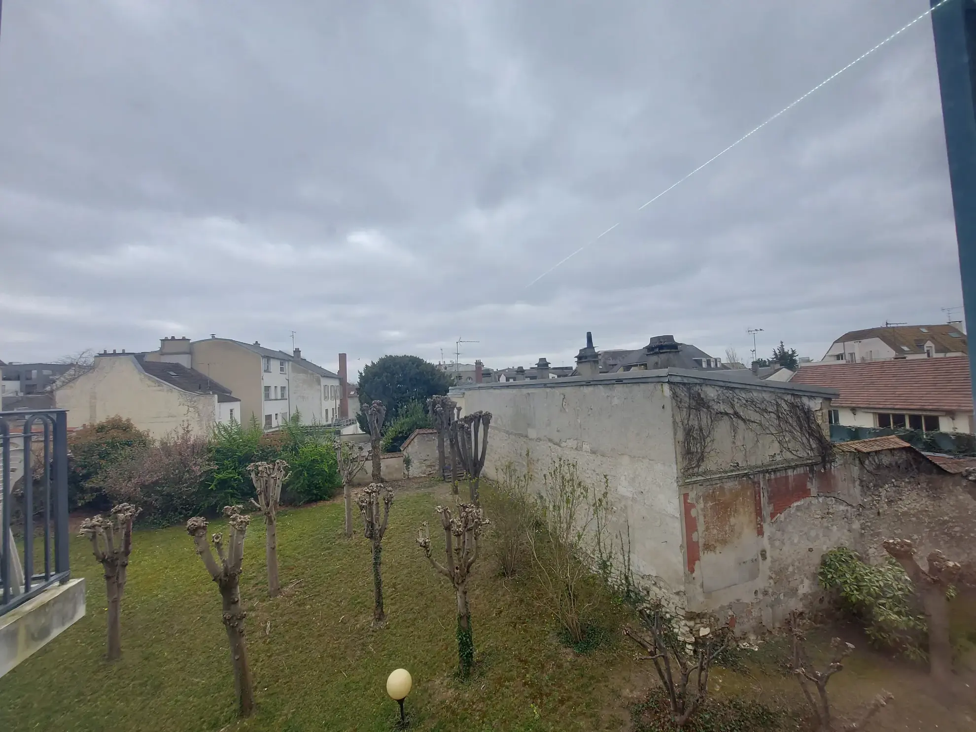 Studio à vendre à Mantes-la-Jolie, centre-ville, 26,50 m², calme et entièrement équipé 