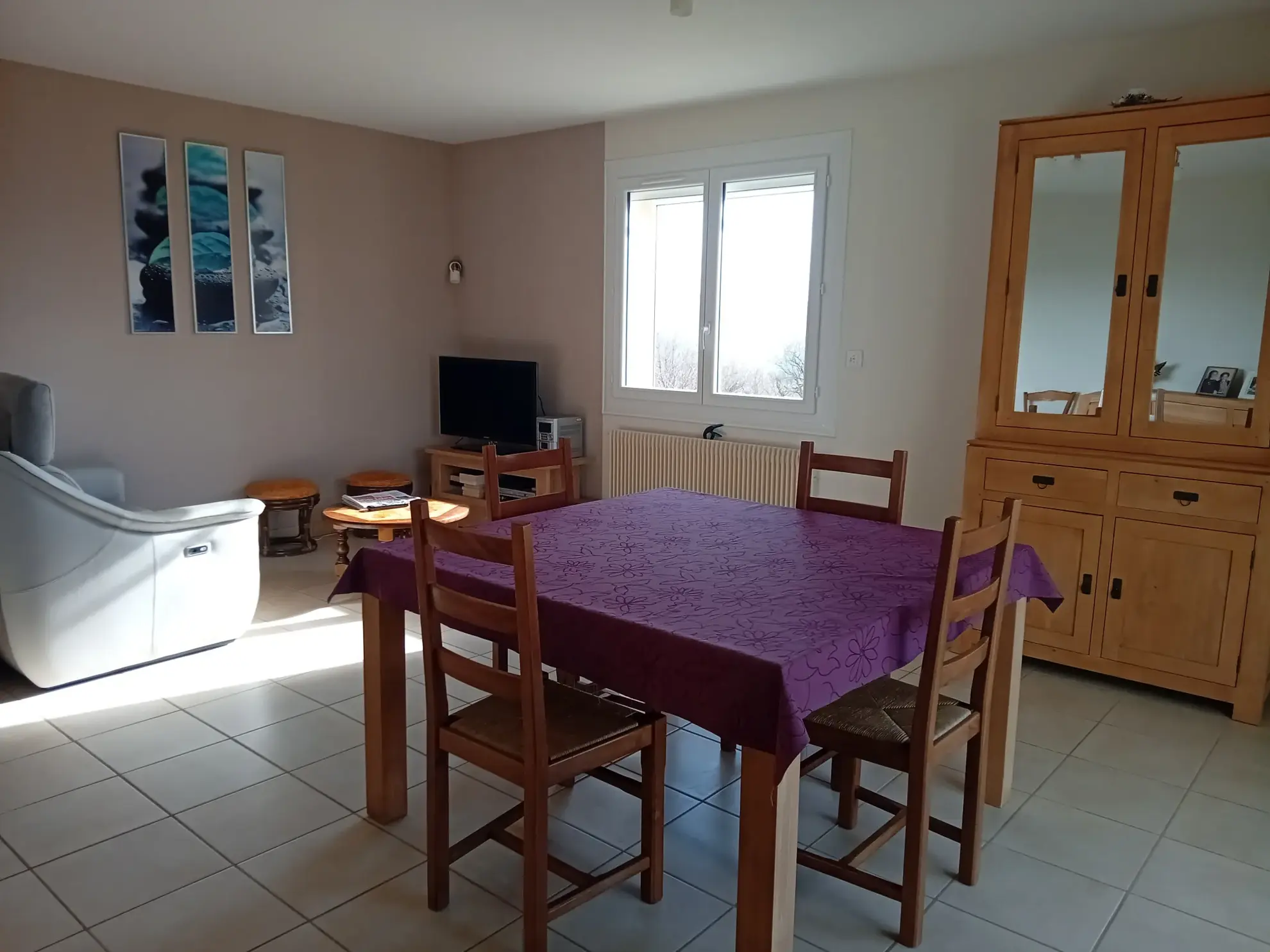 Maison T5 à 20 minutes de Millau dans secteur calme avec garage et terrasse 