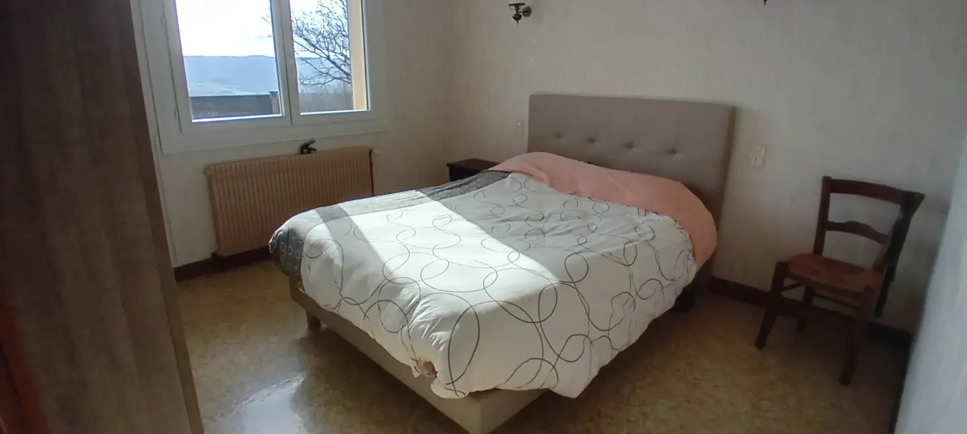 Maison T5 à 20 minutes de Millau dans secteur calme avec garage et terrasse 