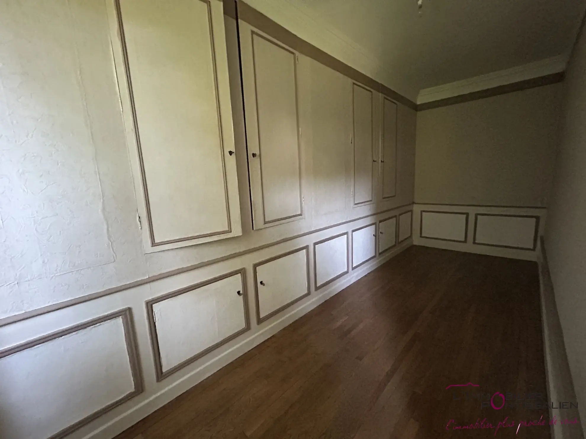 Appartement de type 3 à rénover au centre de Pontarlier 