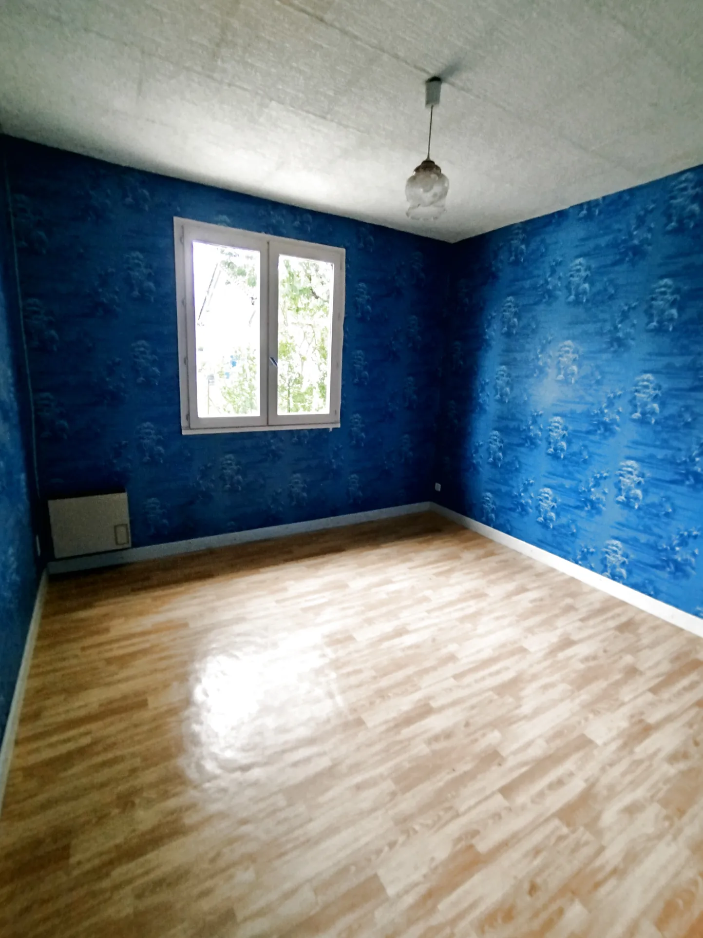 Villa de plain-pied avec terrain arboré à Marboz, idéal premier achat ou retraite 