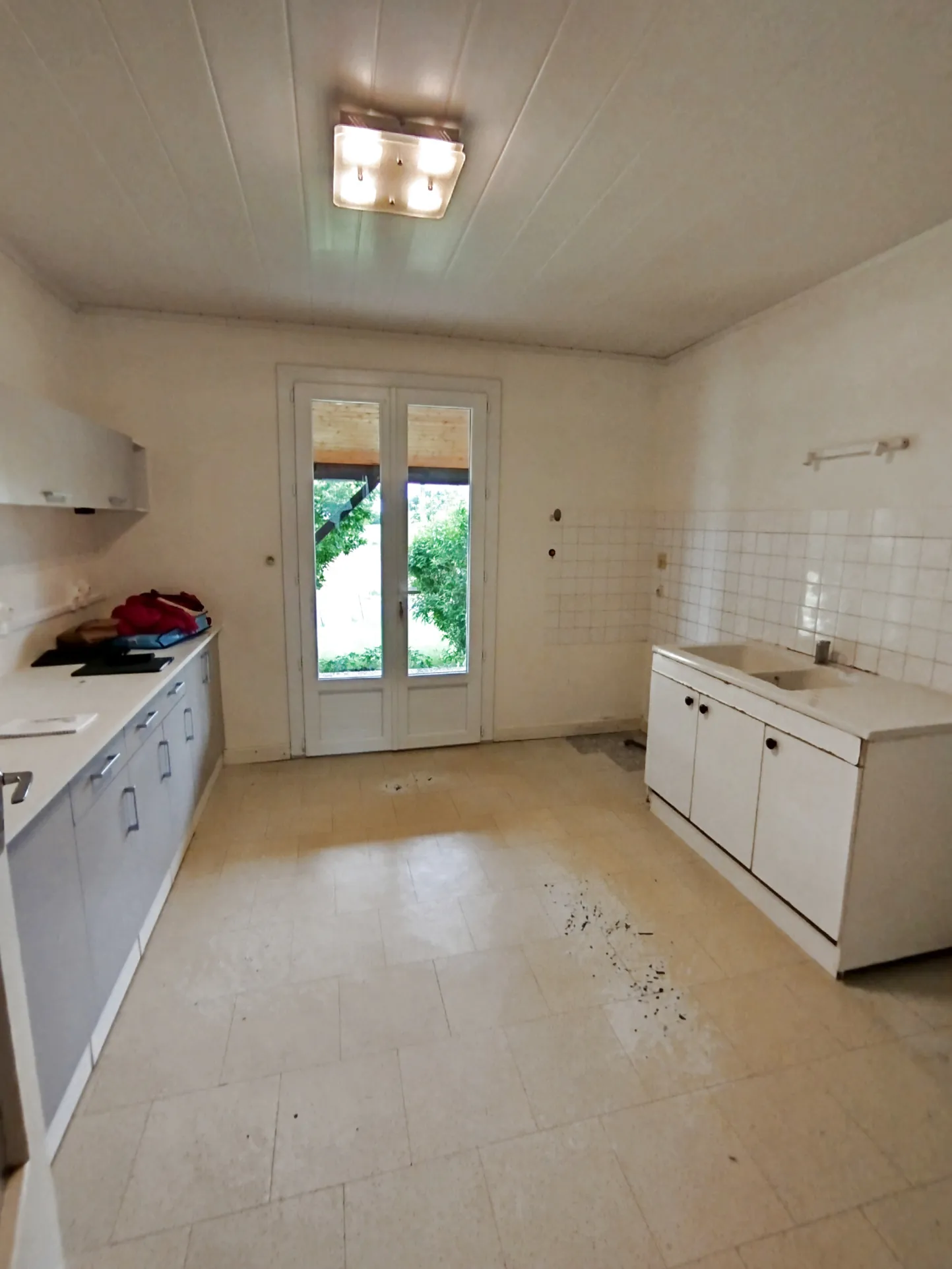 Villa de plain-pied avec terrain arboré à Marboz, idéal premier achat ou retraite 