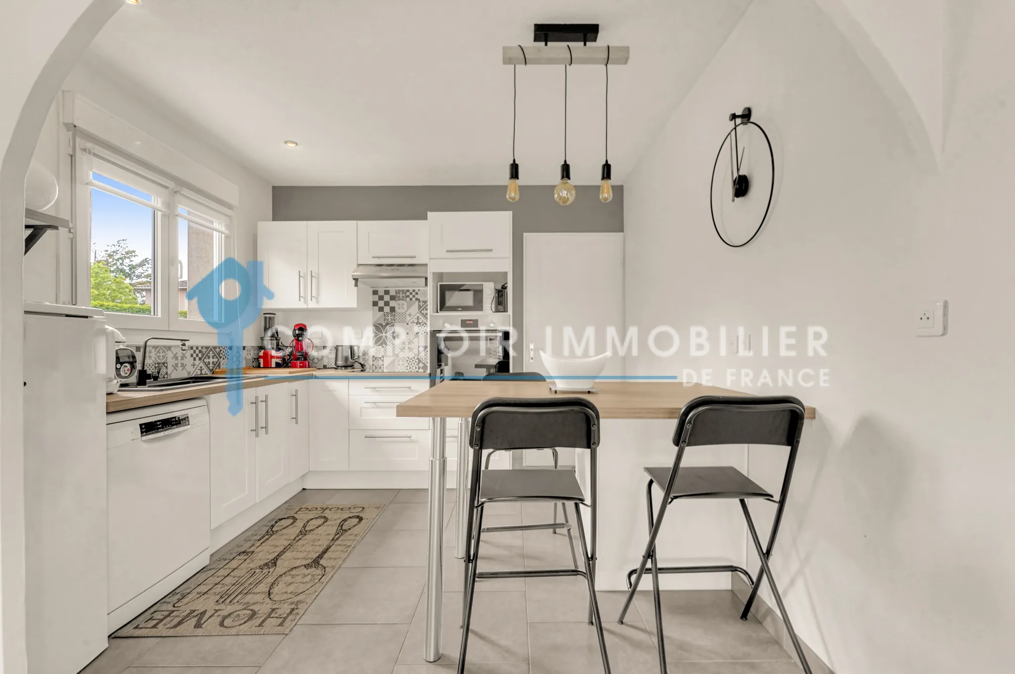 Magnifique villa 4 pièces de 85 m² à Castelginest, proche commodités 