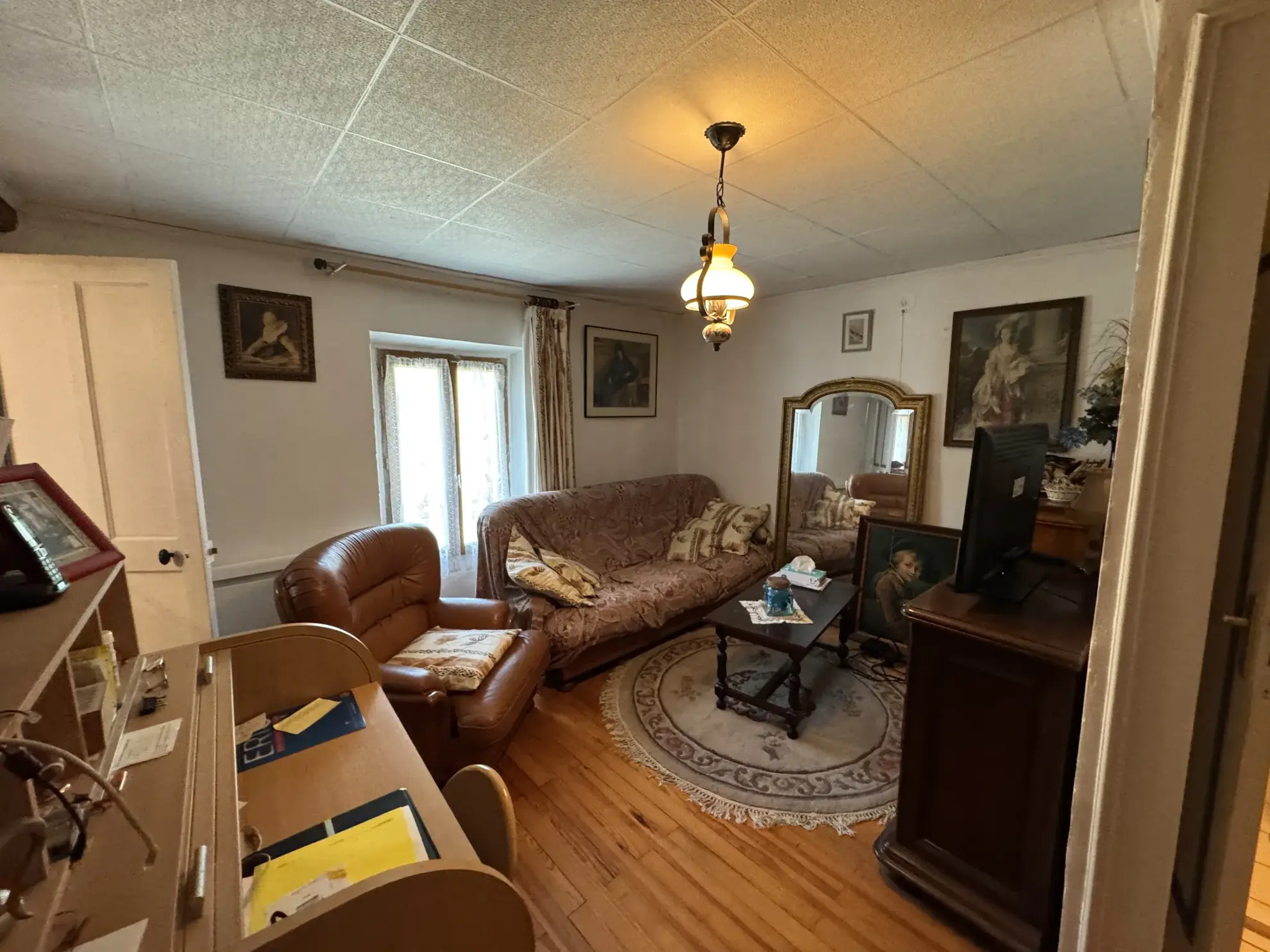 Maison de village avec garages et cave à Serres (05700) – Charme et confort dans la vallée du Buëch 