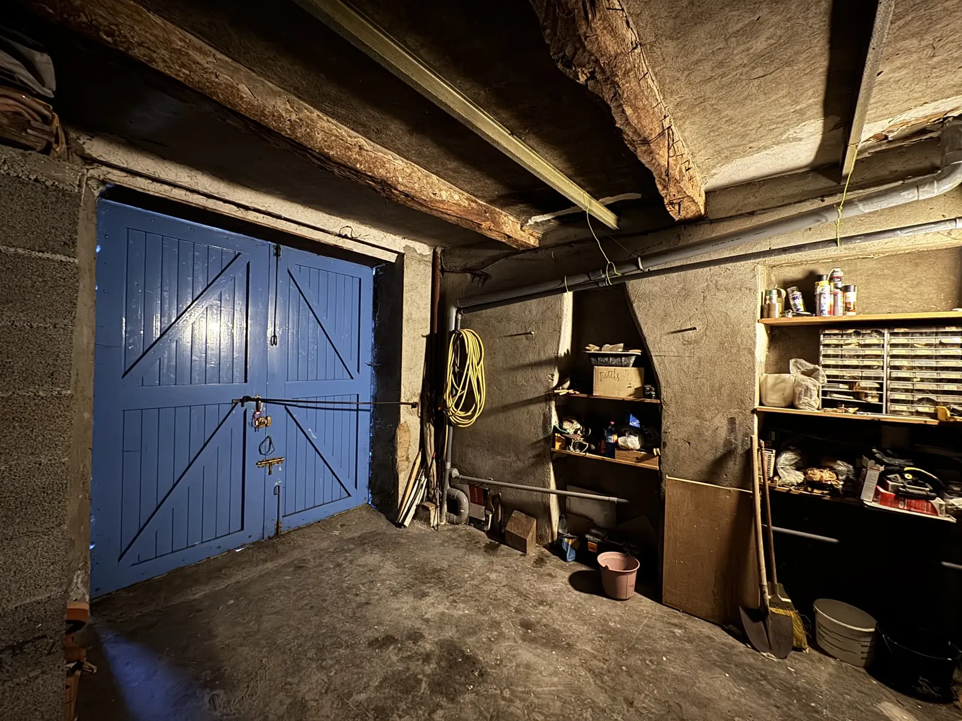 Maison de village avec garages et cave à Serres (05700) – Charme et confort dans la vallée du Buëch 