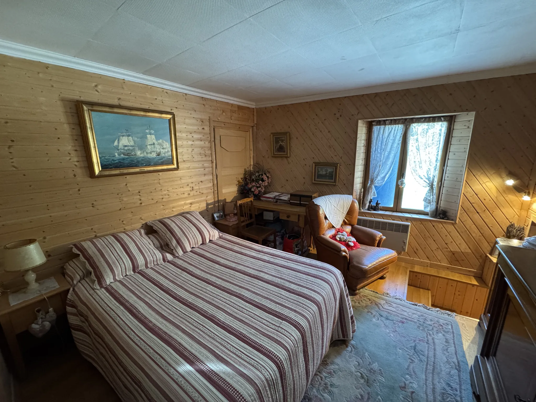 Maison de village avec garages et cave à Serres (05700) – Charme et confort dans la vallée du Buëch 