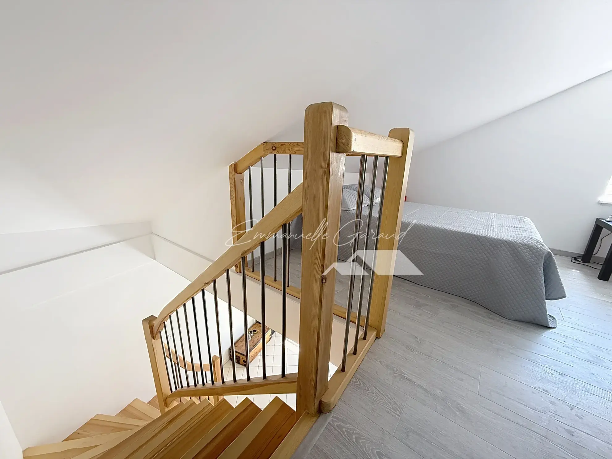 Maison à vendre à Mostuejouls avec vue panoramique et jardin privé dans le Parc des Grands Causses 