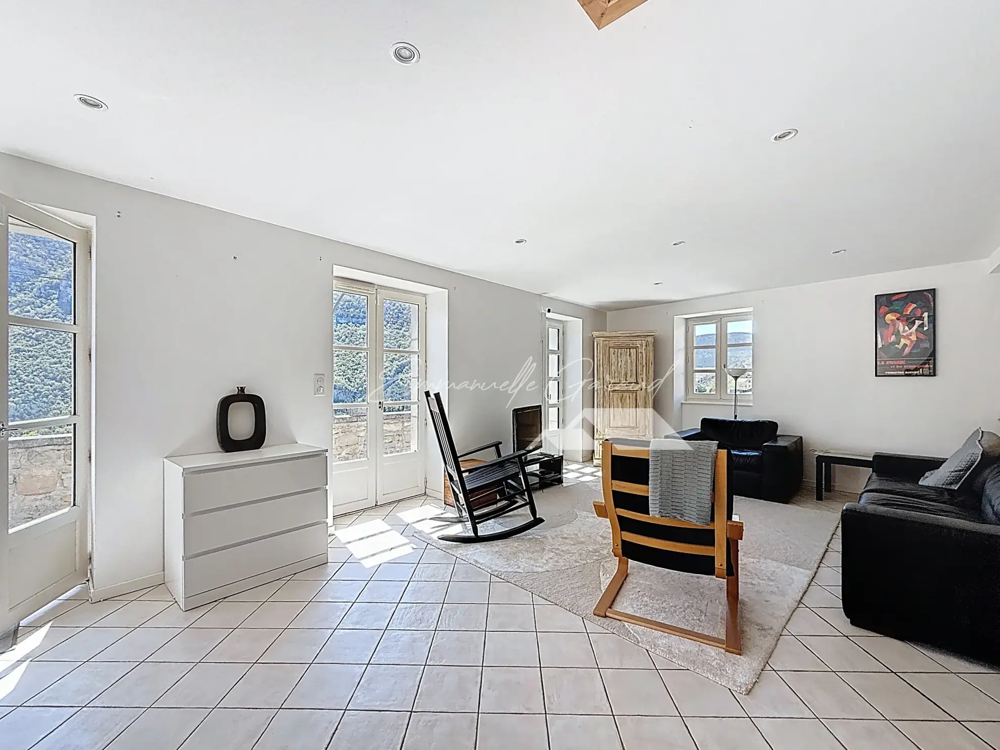 Maison à vendre à Mostuejouls avec vue panoramique et jardin privé dans le Parc des Grands Causses 