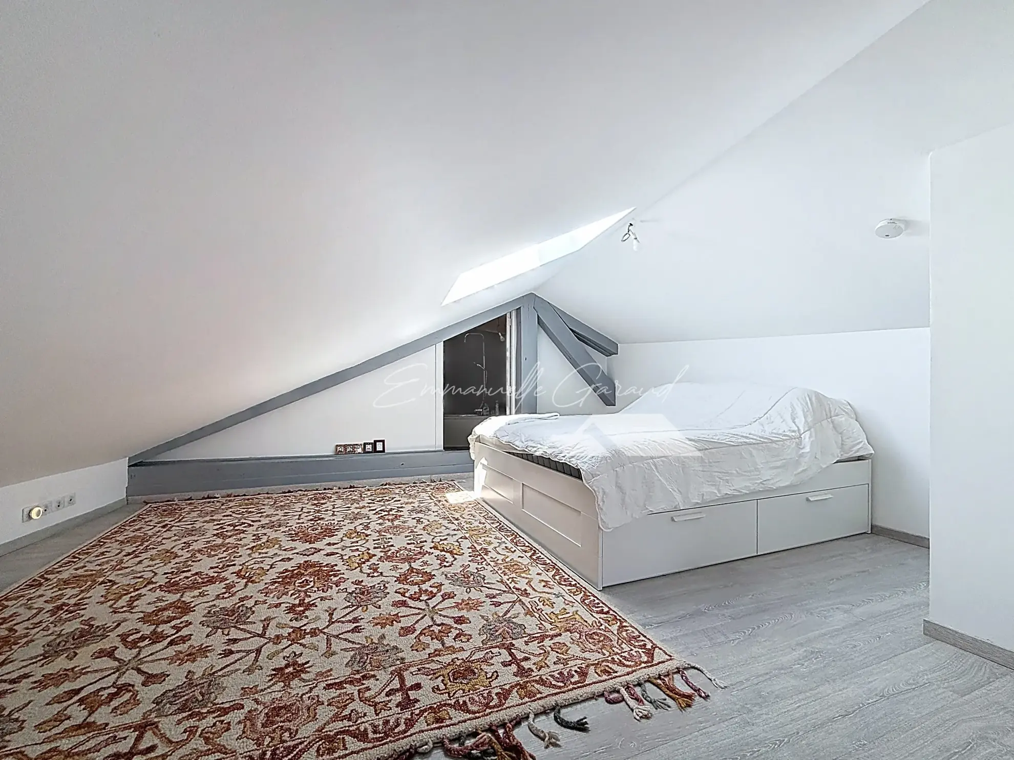 Maison à vendre à Mostuejouls avec vue panoramique et jardin privé dans le Parc des Grands Causses 