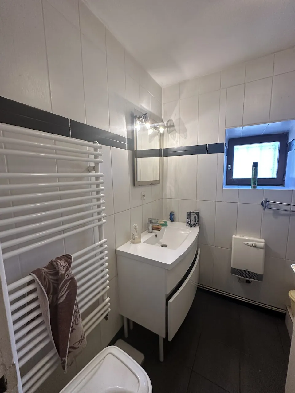 Maison de ville de plain-pied à Marcigny - 90 m² avec terrasse et garage 