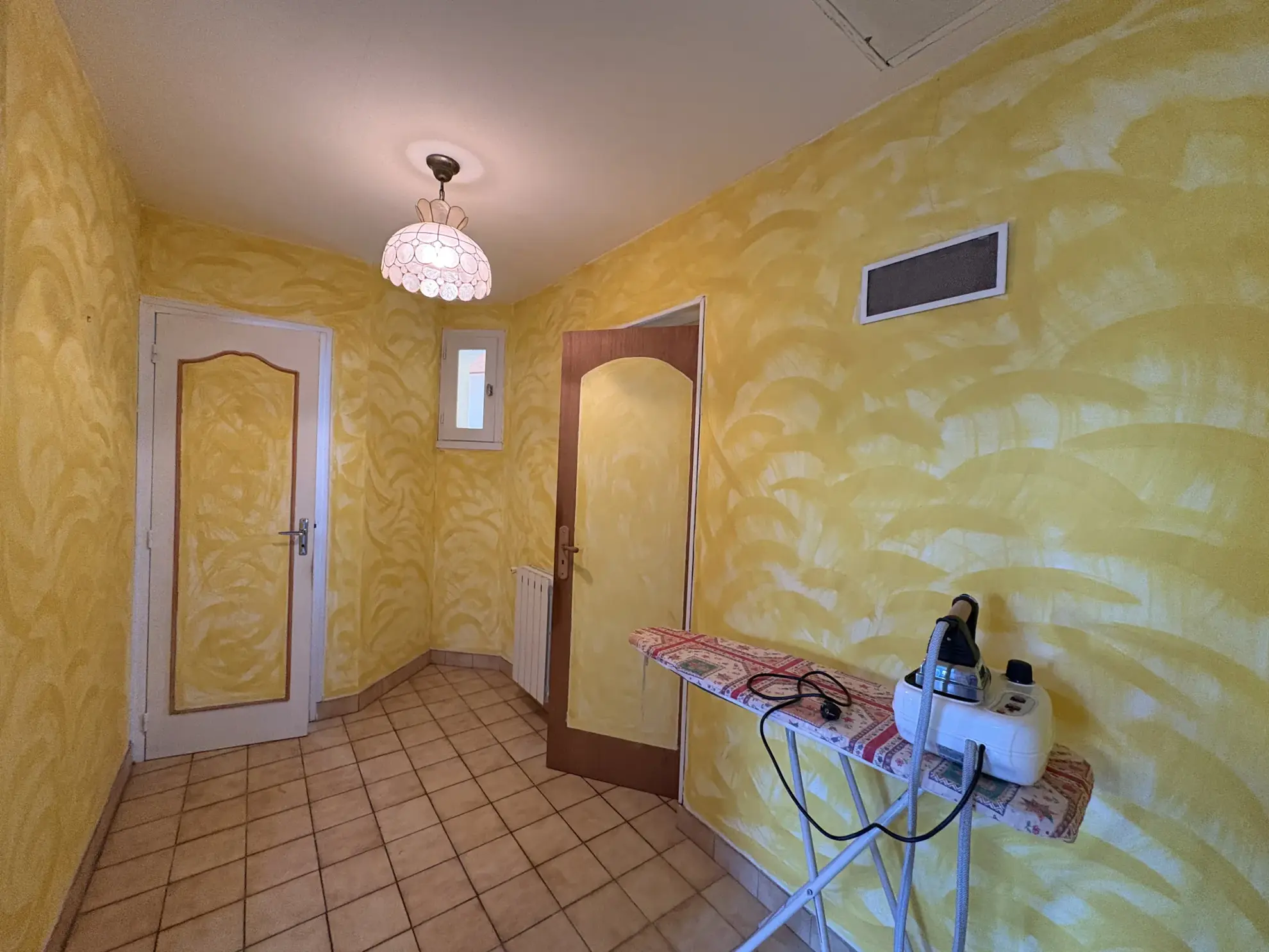 Maison lumineuse de 102 m² avec jardin, garage et espace bien-être à Cozes 