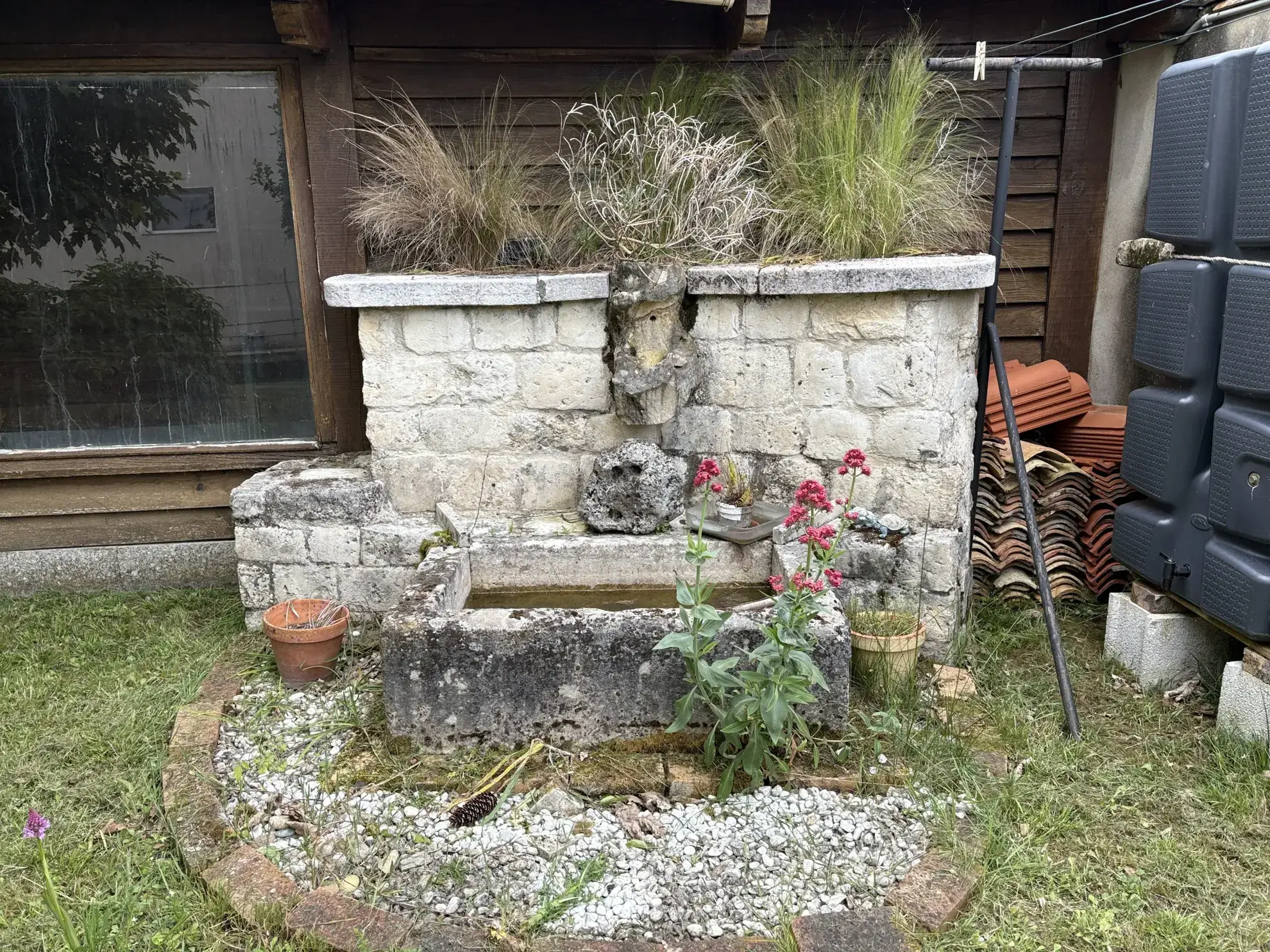 Maison lumineuse de 102 m² avec jardin, garage et espace bien-être à Cozes 