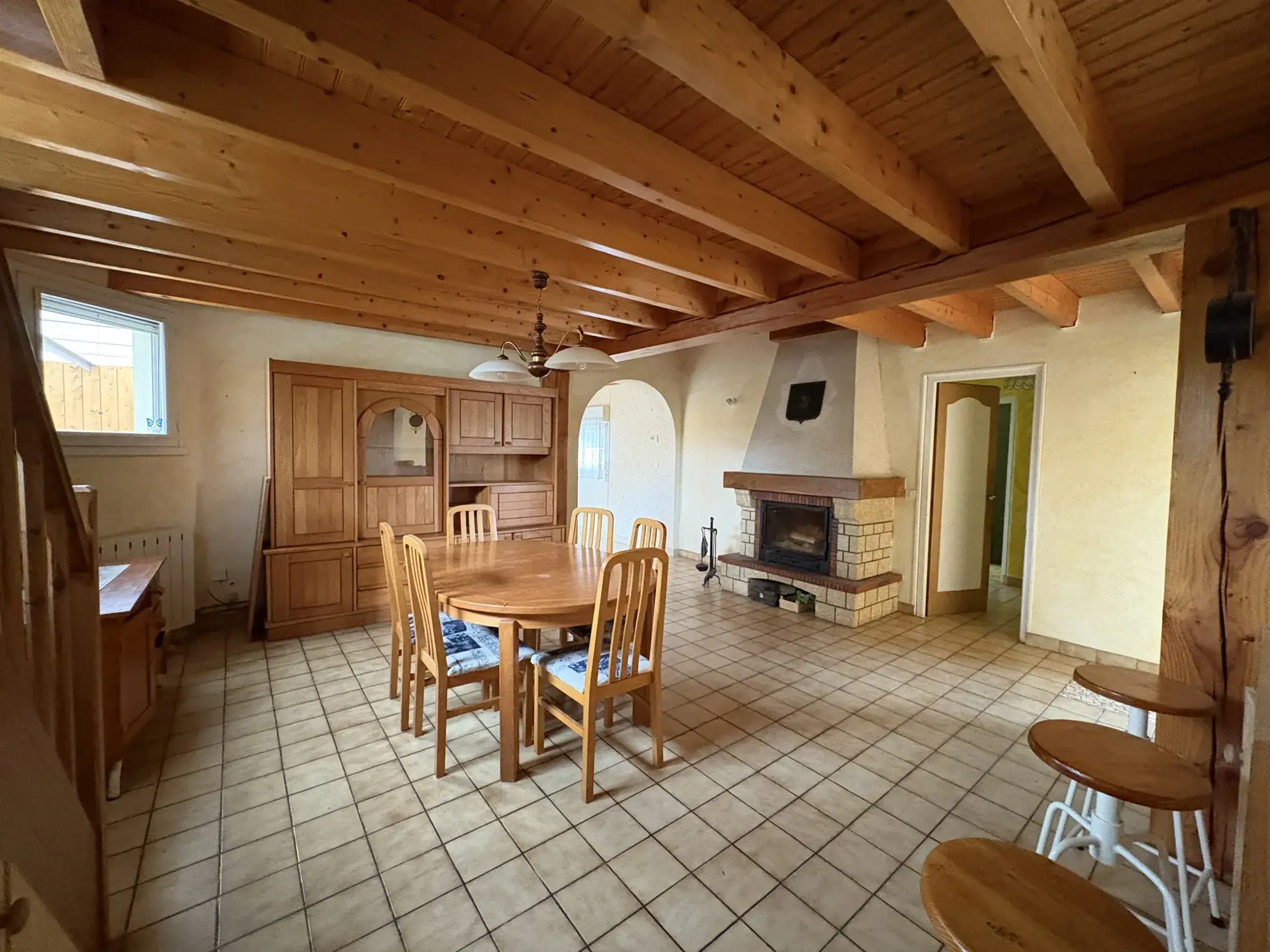 Maison lumineuse de 102 m² avec jardin, garage et espace bien-être à Cozes 