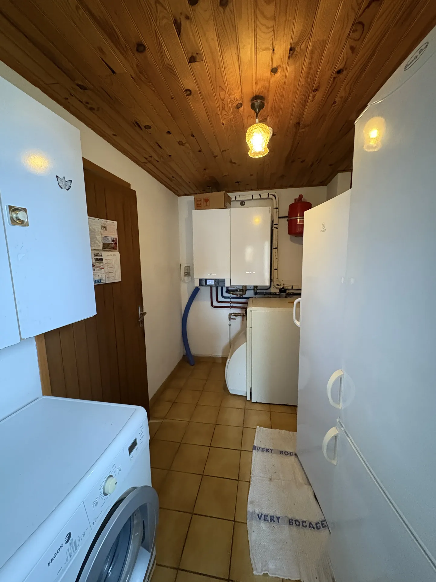 Maison lumineuse de 102 m² avec jardin, garage et espace bien-être à Cozes 