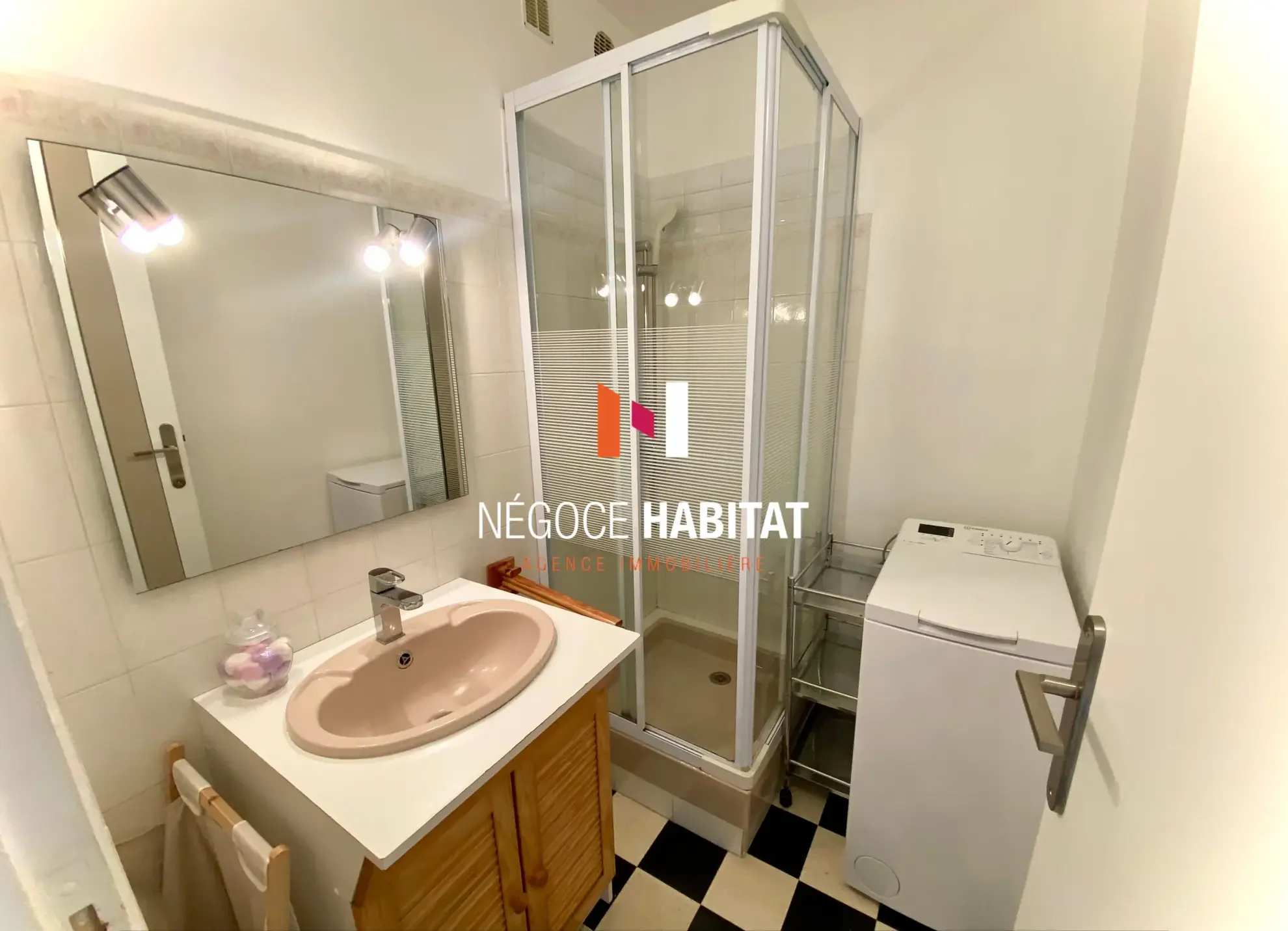 Appartement T2 en deuxième ligne à Palavas-les-Flots avec stationnement privé 