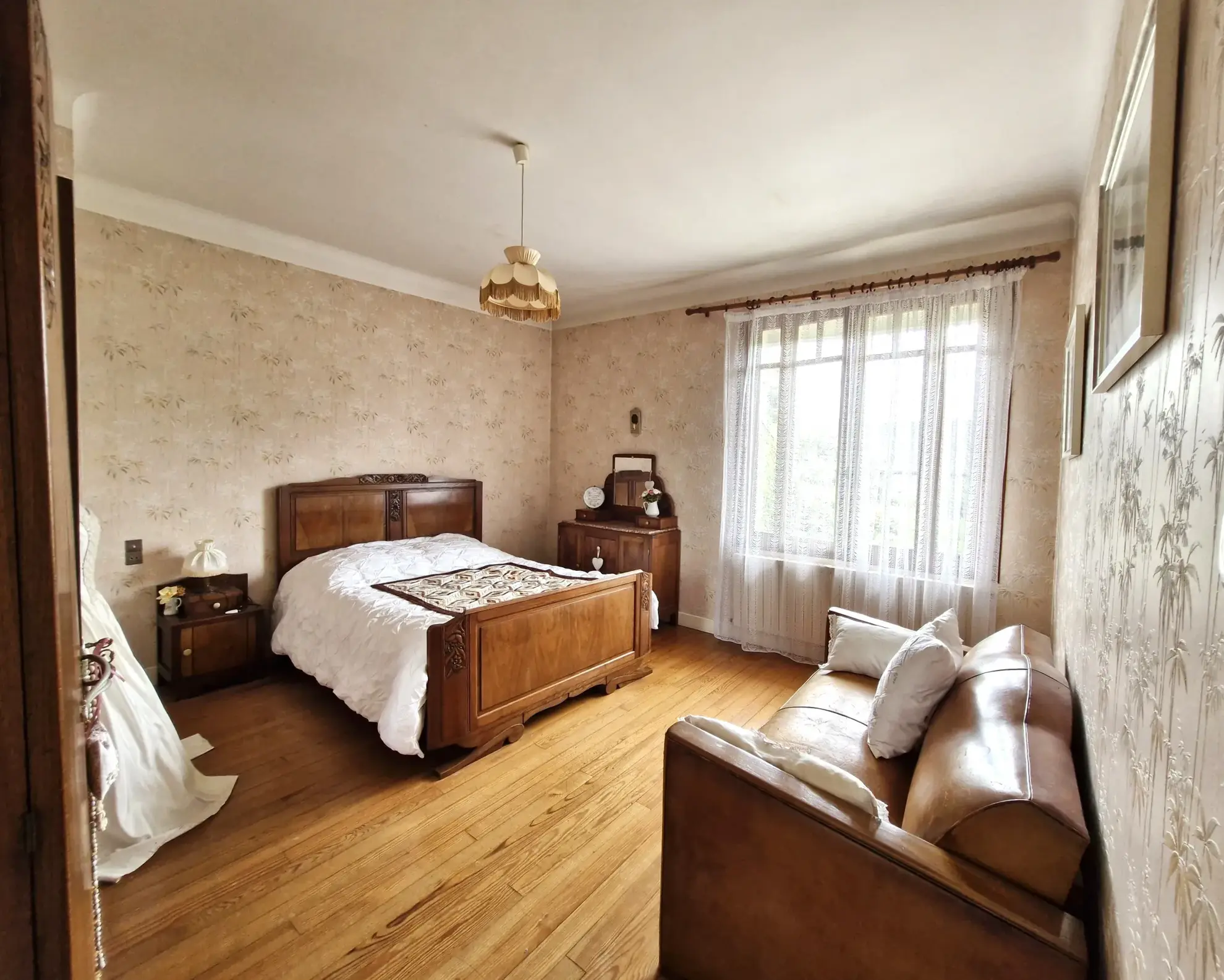 Maison familiale en vente à Oursbelille, 3 chambres, jardin et garage 