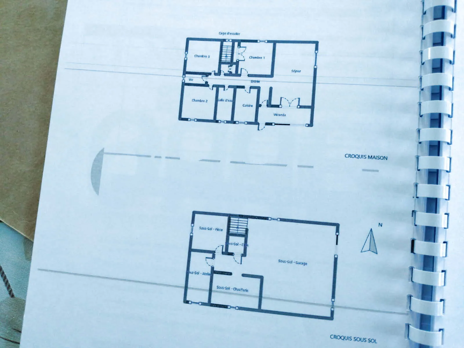 Maison familiale de 90m² à Coussay les Bois, terrain de 1735m², rénovée et isolée 
