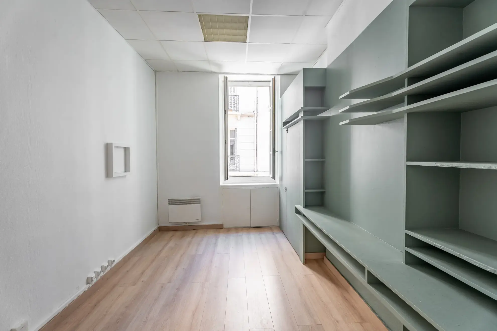 Appartement de style années 50 dans le 6e à Marseille - Idéal pour activité ou investissement 