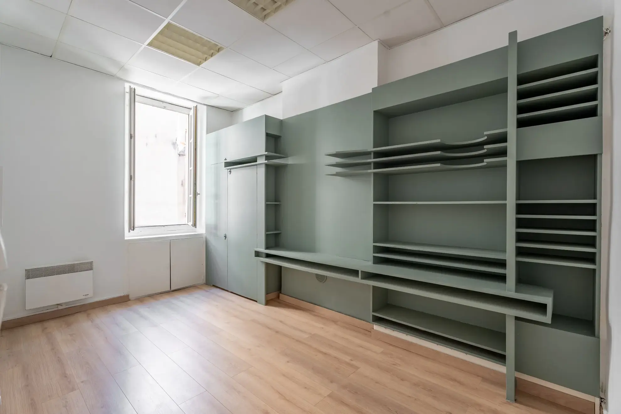 Appartement de style années 50 dans le 6e à Marseille - Idéal pour activité ou investissement 