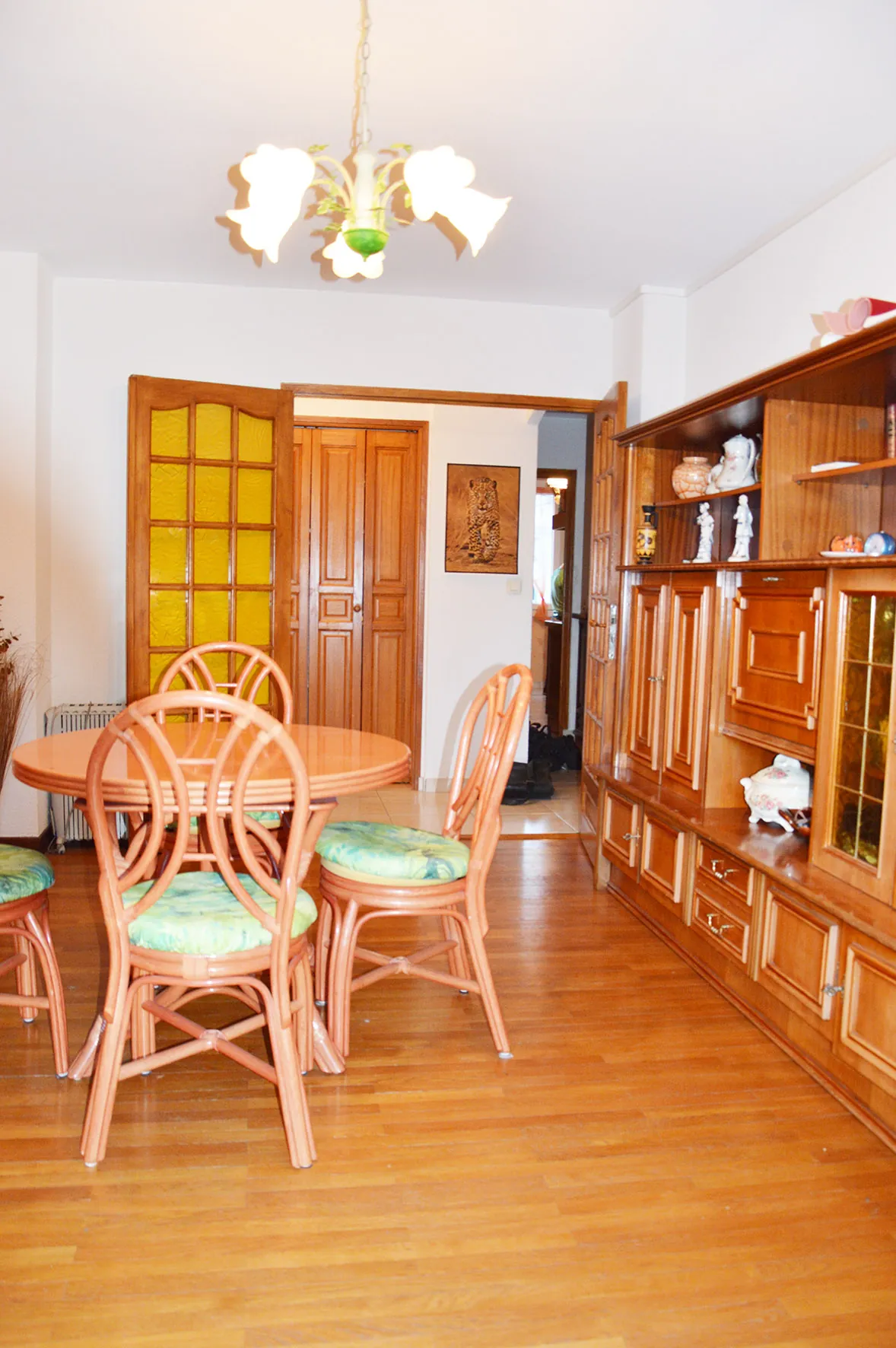 Spacieux appartement T3 traversant de 88 m² à Grenoble, avec cave et balcon 