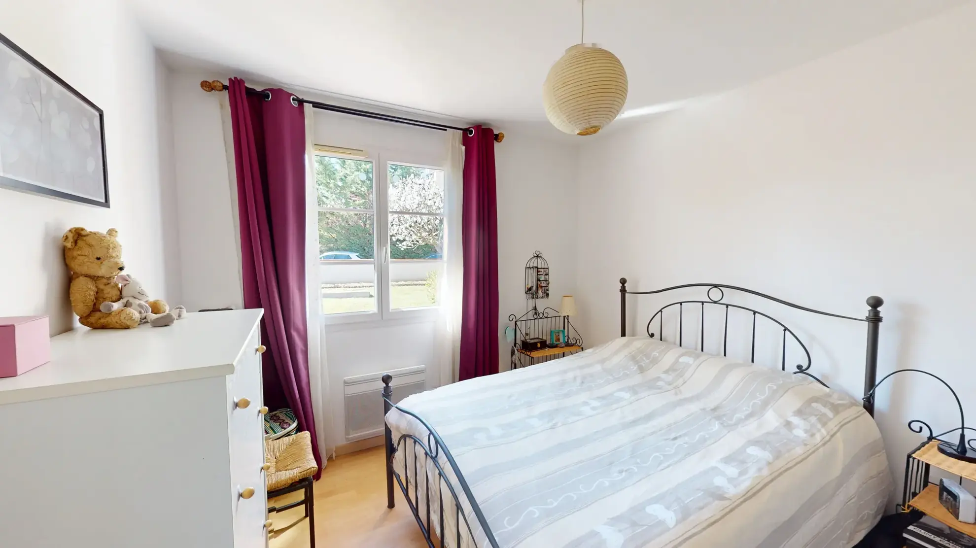 Magnifique villa 4 pièces avec piscine et 3 garages à vendre à Noé 