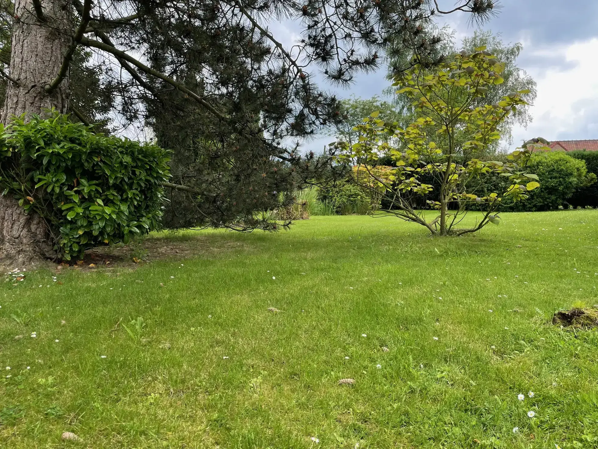 Terrain constructible à Camphin en Carembault, proche Lille - Terrain privé et calme 