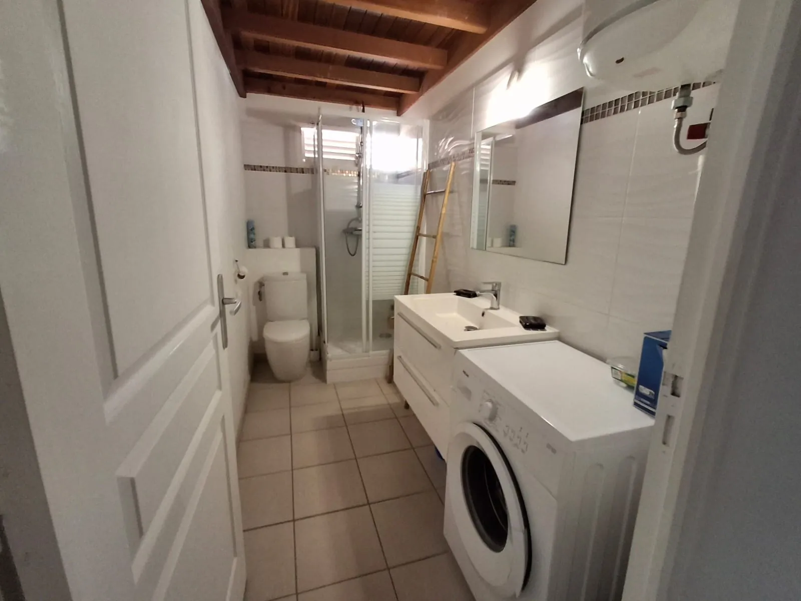 Appartement T2 bis en duplex meublé à vendre à l'Anse à l'Ane, Trois-Ilets 