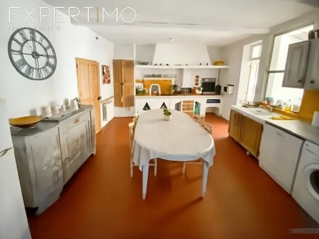 Lot de 2 appartements à Apt avec terrasse et local indépendant