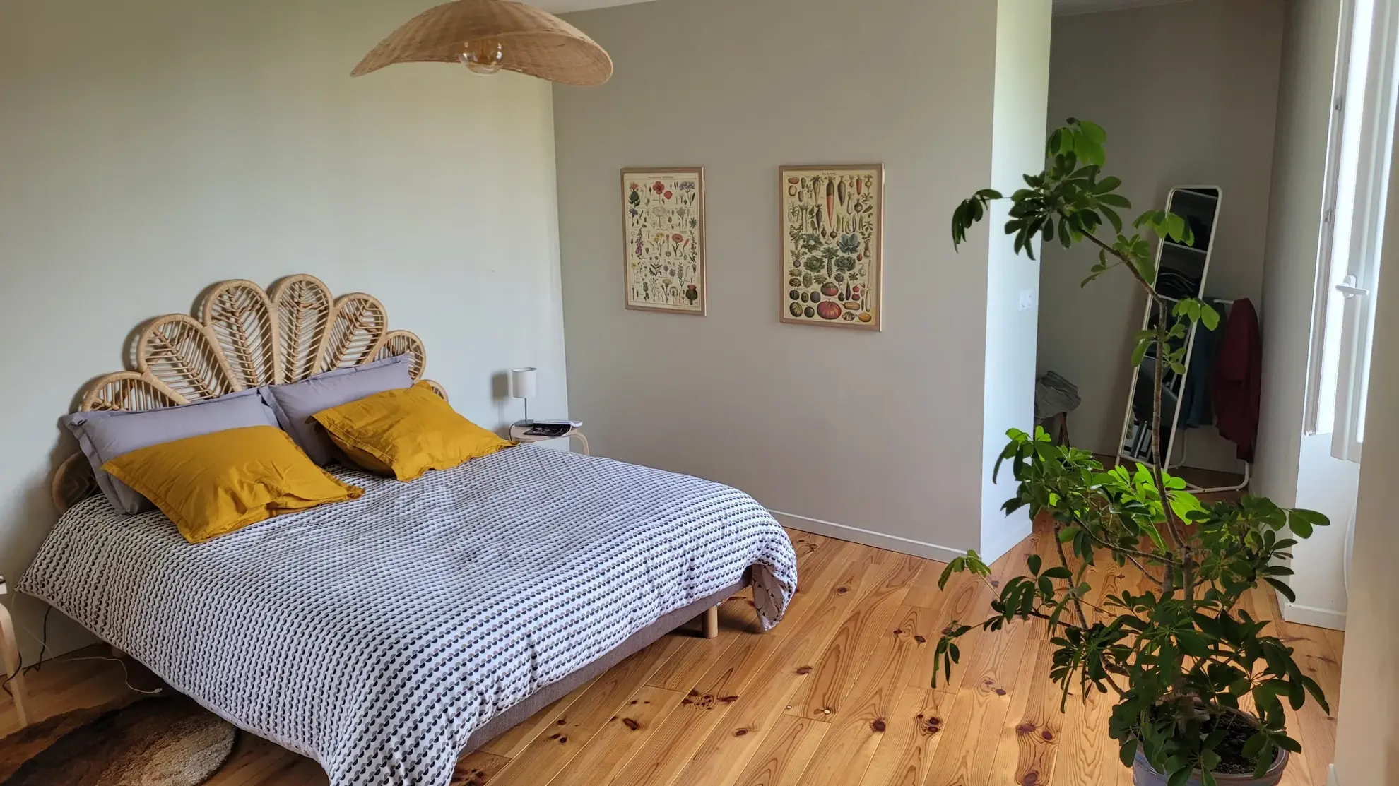 Maison de village rénovée avec jardin, garage et 4 chambres à Bieujac, proche Langon 