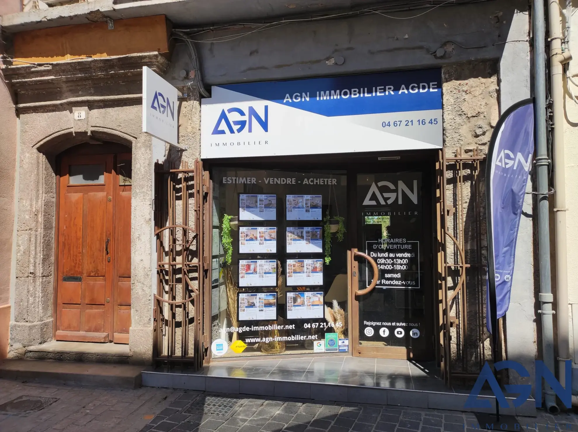 Immeuble de 120 m² à vendre à Agde avec 3 appartements loués et garage 