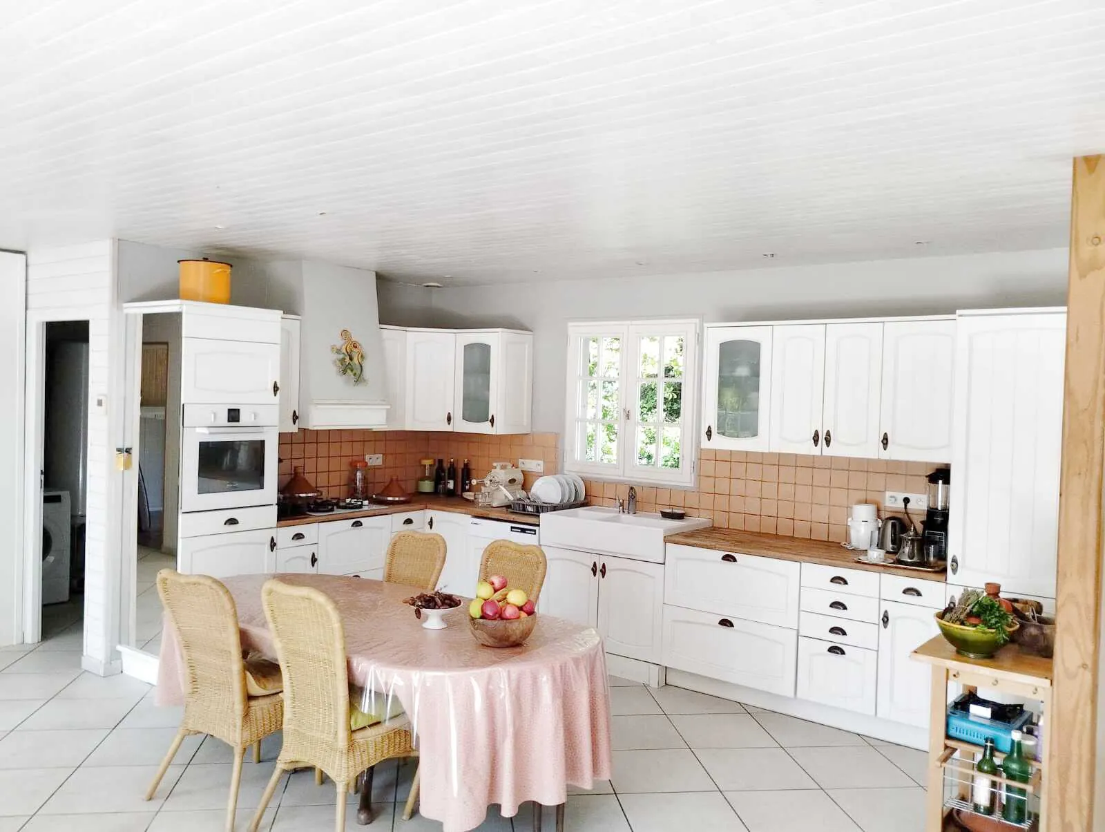 Maison écologique de plain-pied avec 3 chambres à Cazals, secteur calme et proche des commodités 