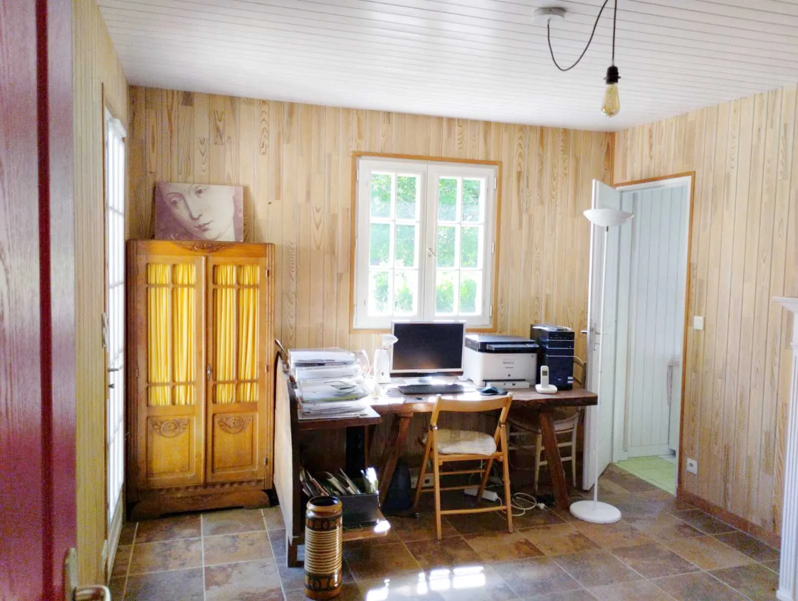 Maison écologique de plain-pied avec 3 chambres à Cazals, secteur calme et proche des commodités 