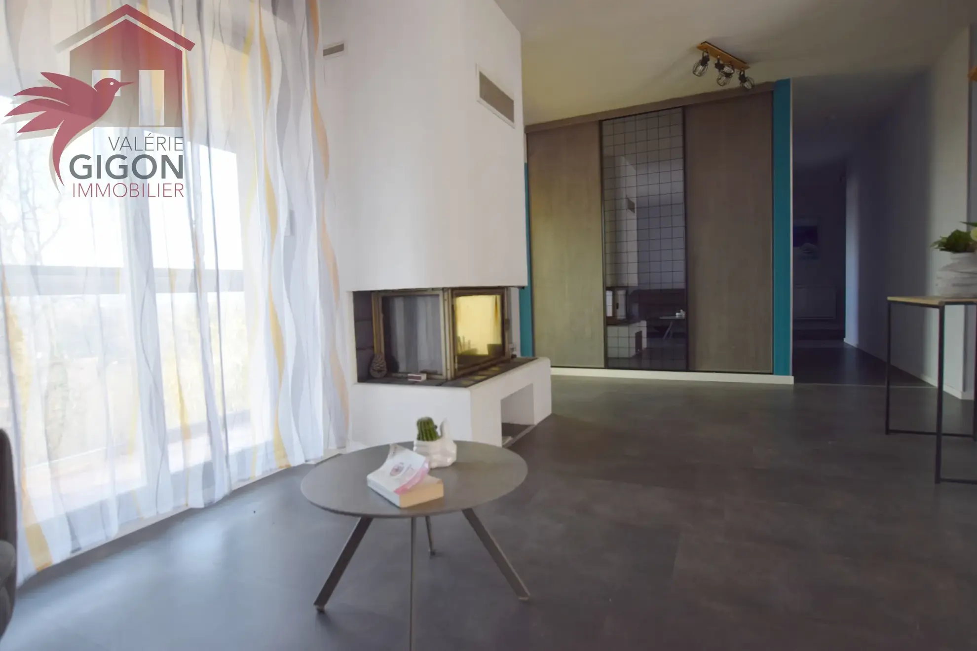 Charmante maison familiale à Dambenois avec véranda, jardin et espace invité 