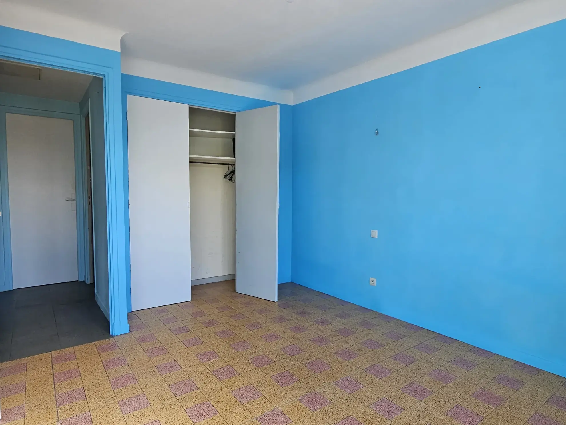 Maison T4 à vendre à Carcassonne avec jardin, proche du centre-ville 