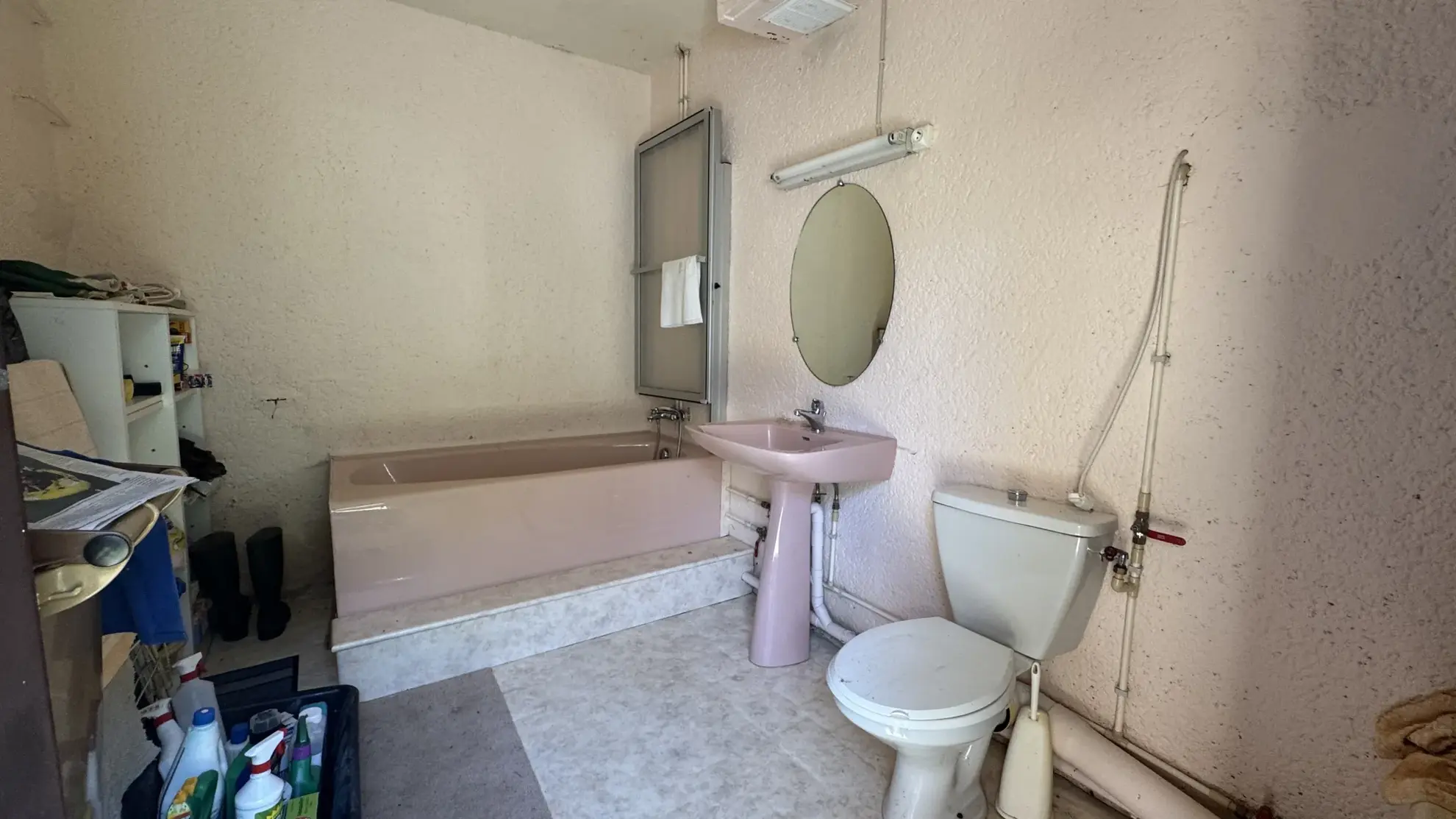 Maison avec dépendance et jardin à Guillon (89) – Résidence ou investissement 