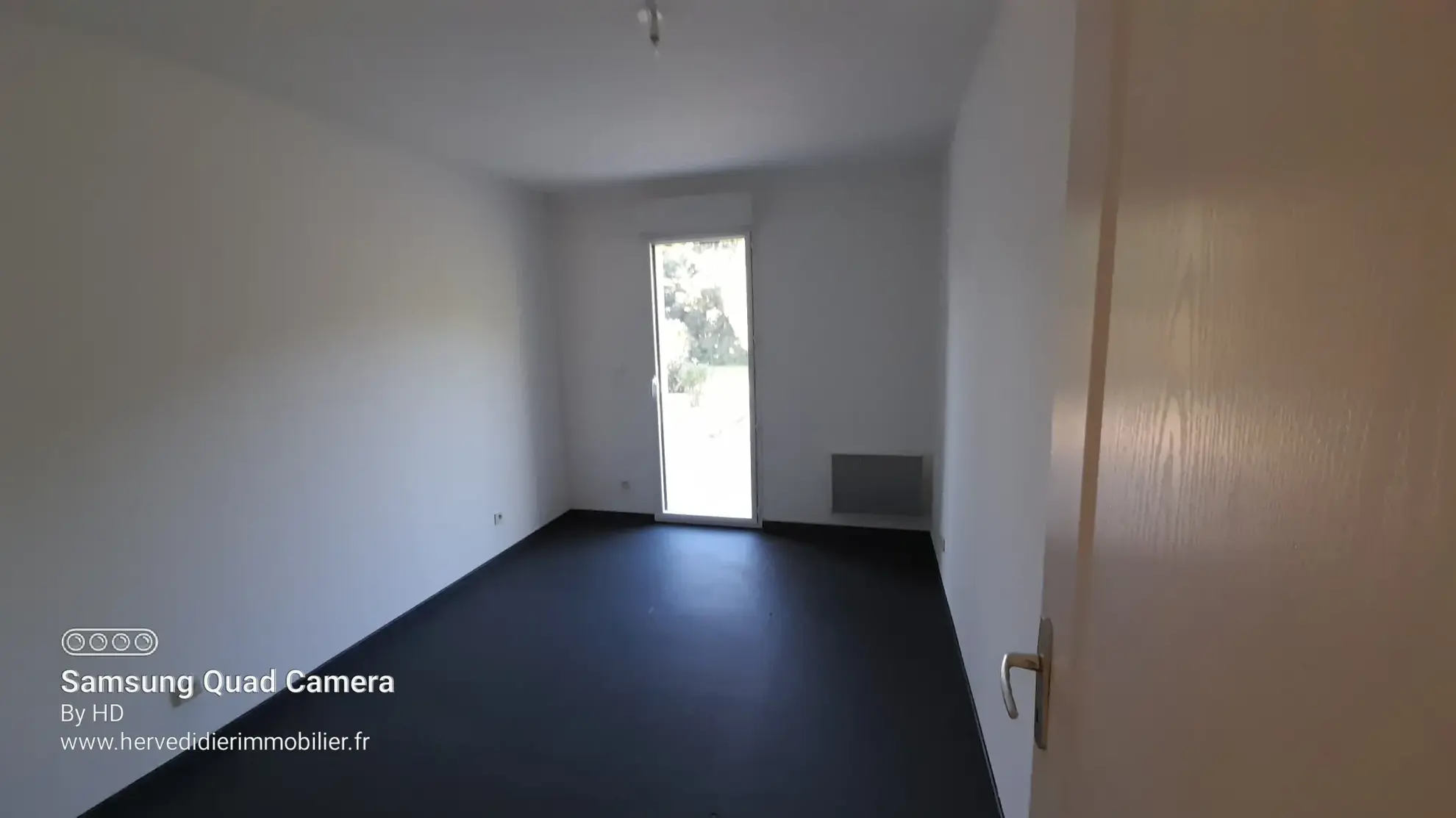 Maison contemporaine à Clermont-Créans (72200) avec grand terrain et belle isolation 