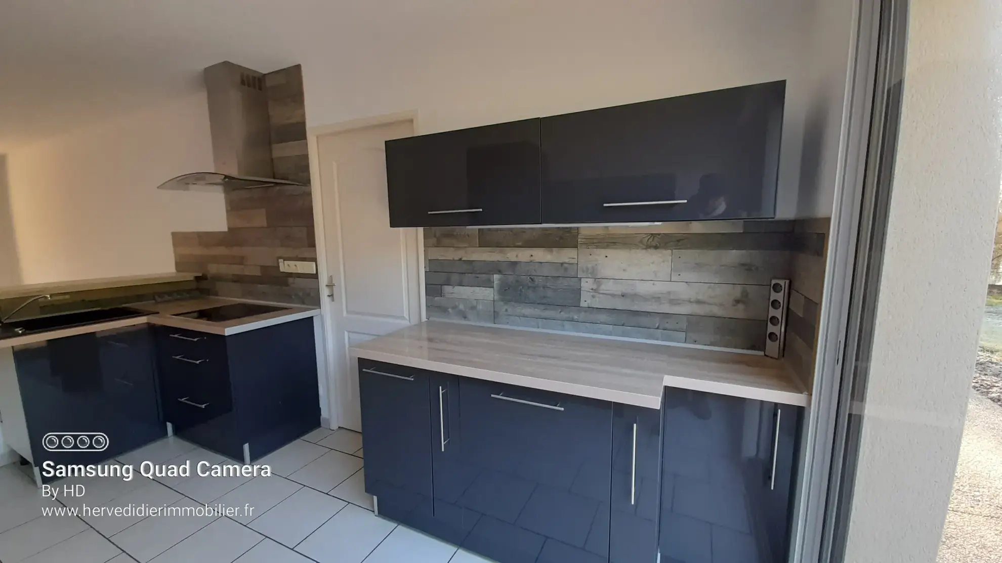 Maison contemporaine à Clermont-Créans (72200) avec grand terrain et belle isolation 