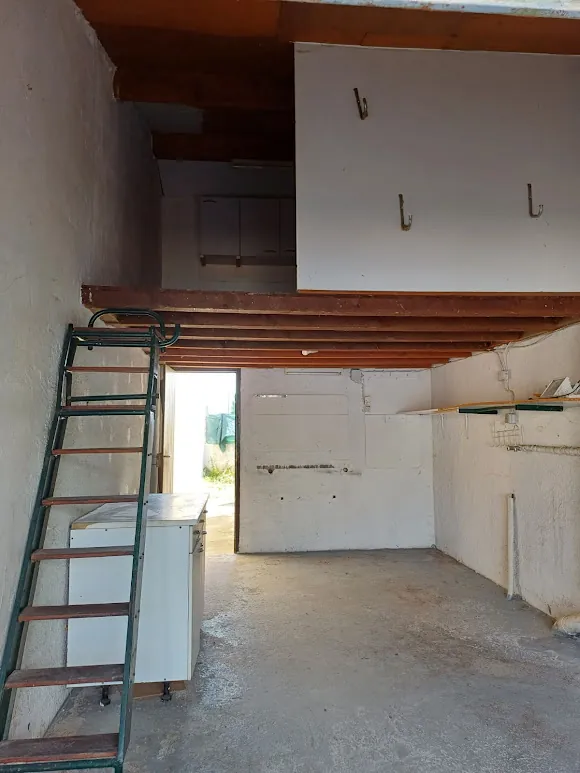 Belle maison de 4 chambres avec garage et jardin à Villemoustaussou près de Carcassonne 