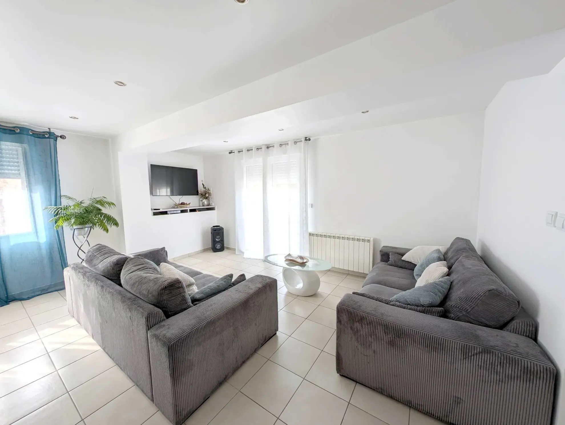 Maison familiale rénovée de 142 m² à Oyonnax, secteur calme