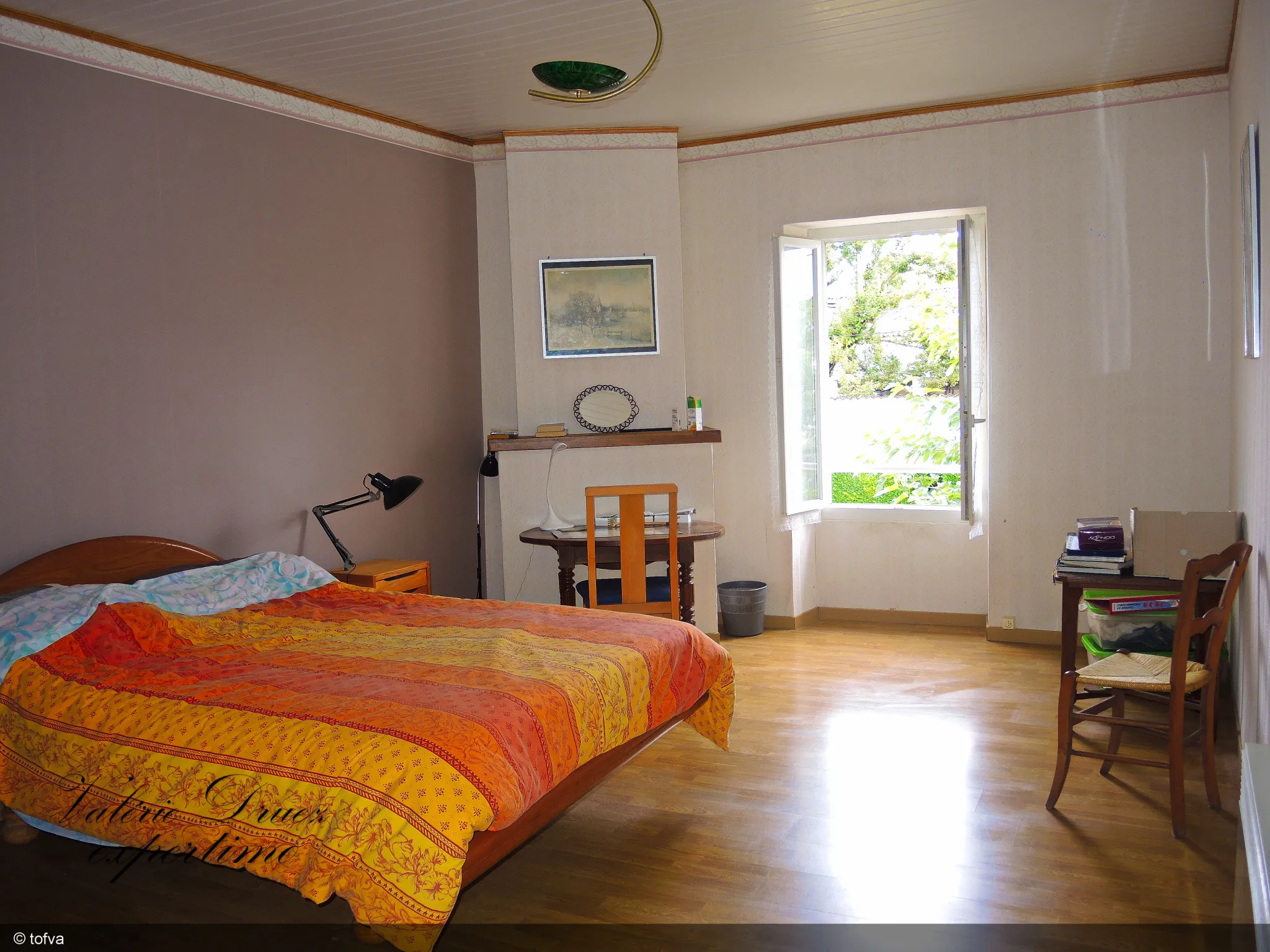 Maison de ville avec jardin et garage à Cognac Saint Martin 