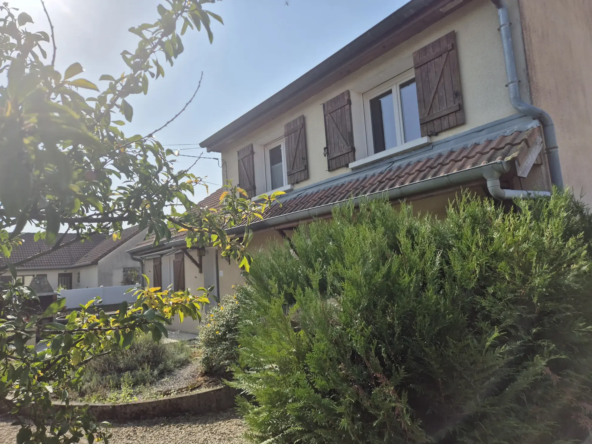 Maison de 90m² avec 3 chambres, jardin clos à Villiers-en-Lieu proche Saint-Dizier