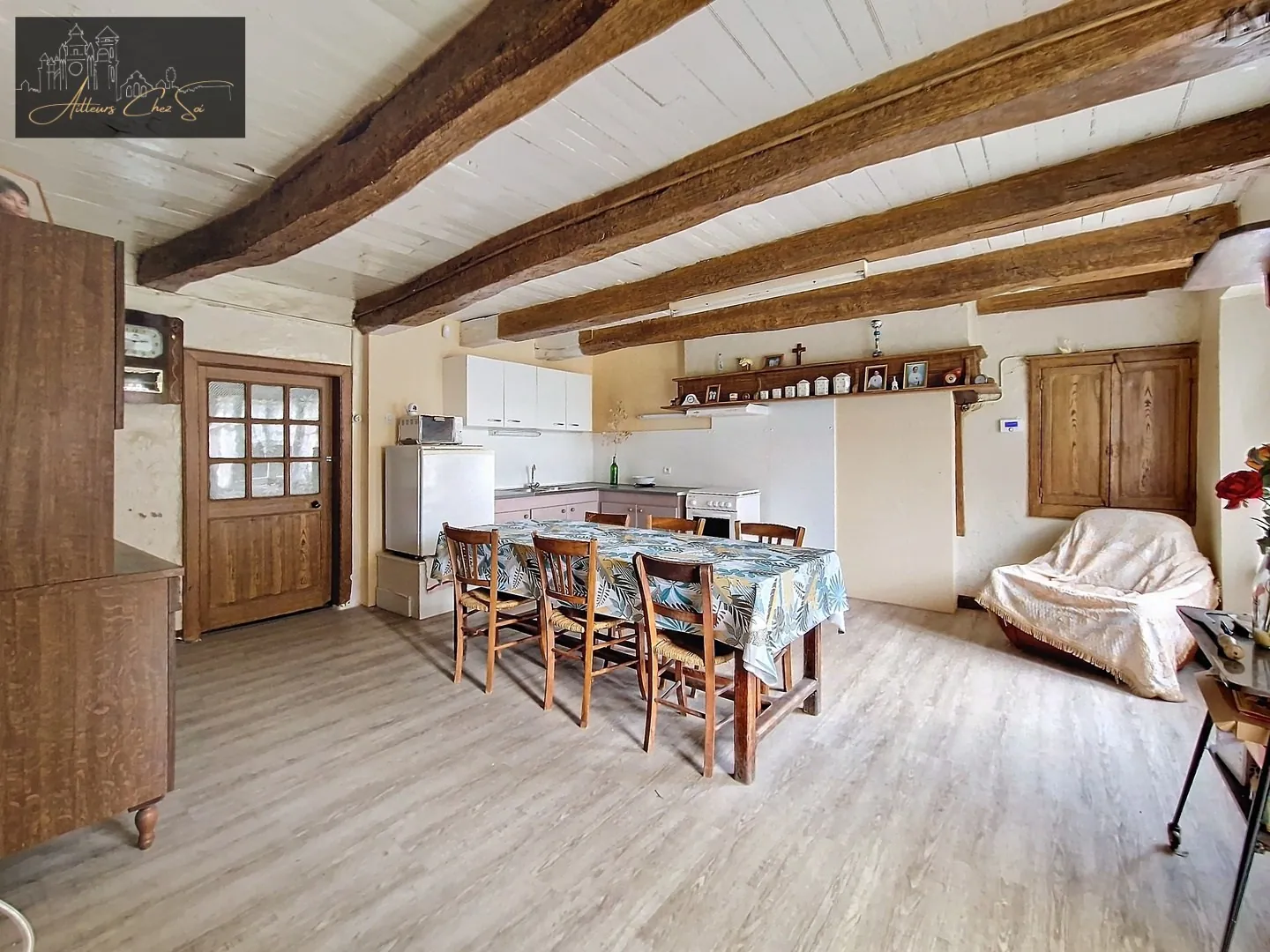 Ferme avec dépendances, 3 chambres, terrain de 2500 m² à Réquista 