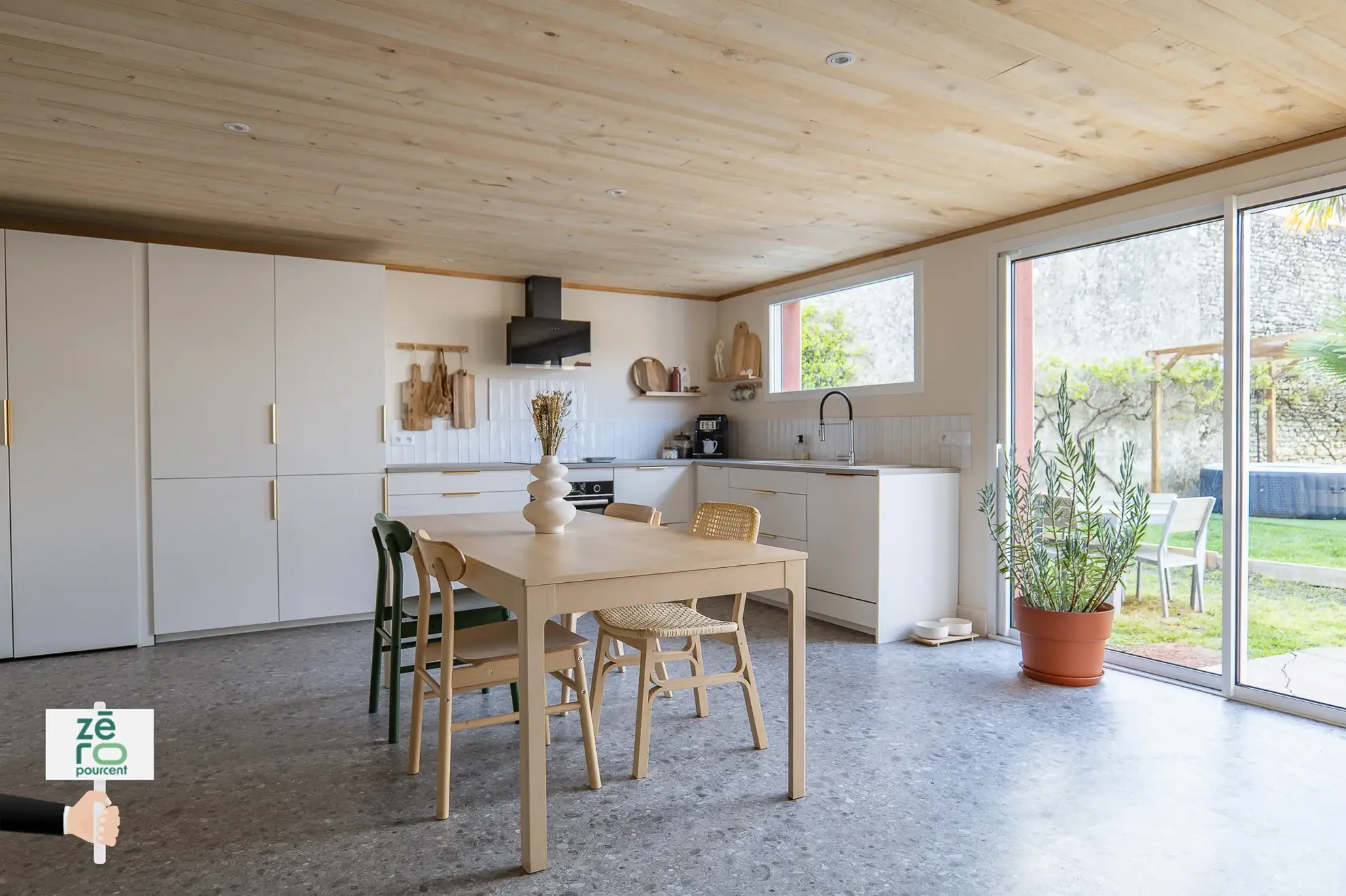 Maison rénovée à Triaize à vendre proche plages et Luçon avec garage et jardin 