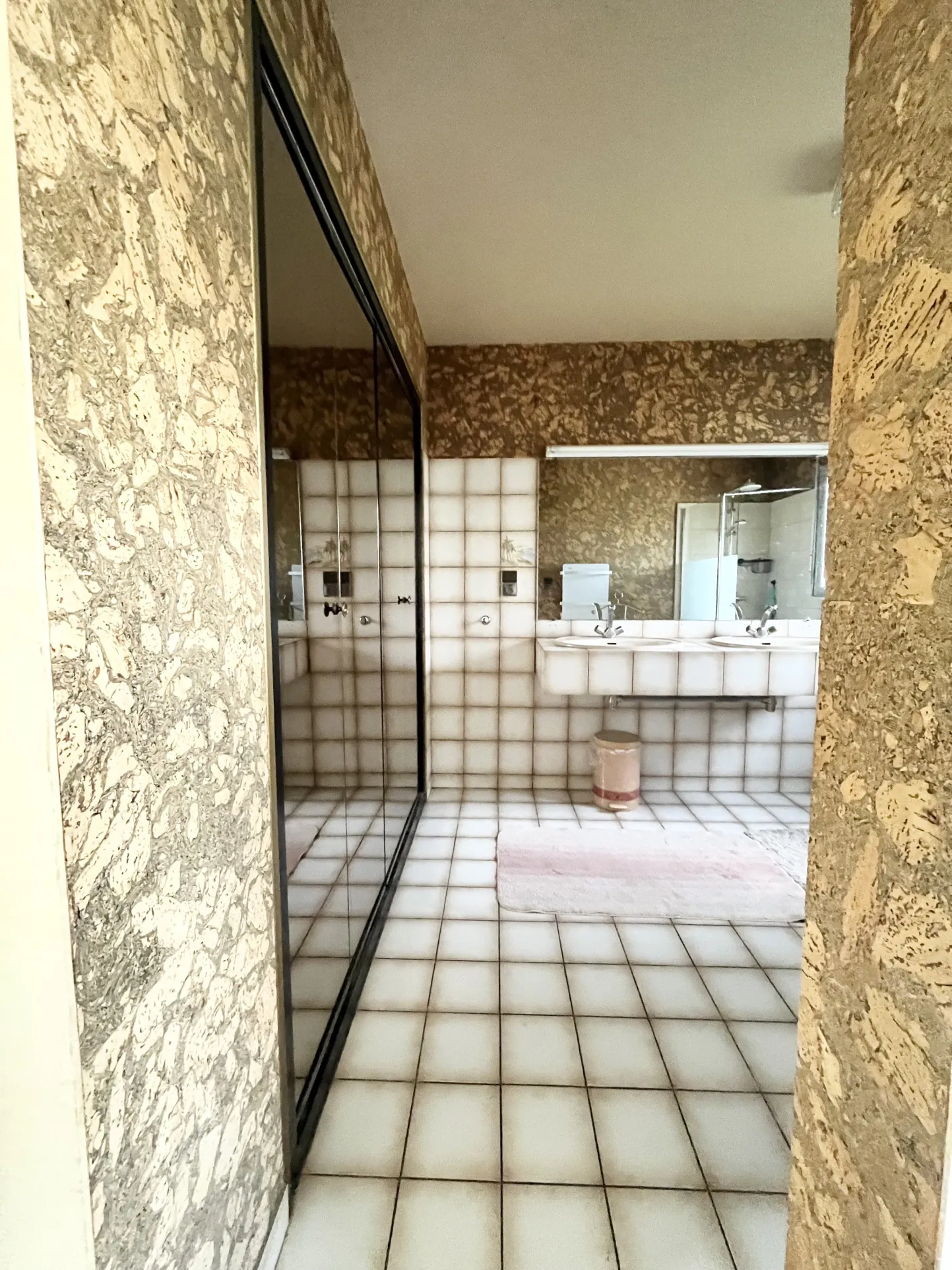 Maison d’architecte lumineuse de 132 m2 à Cholet avec jardin et garage 