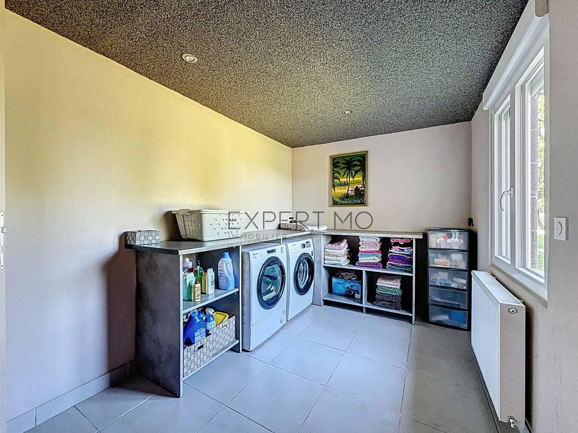 Ferme bressane rénovée de 240 m2 avec terrain de 2000 m2 en campagne 