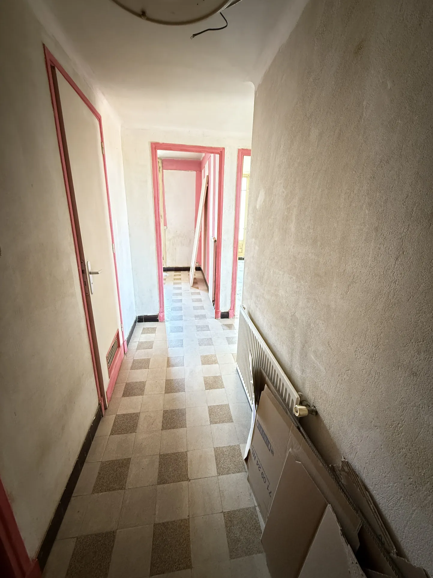 Appartement T2 à vendre à Alès au centre-ville avec balcon et ascenseur 