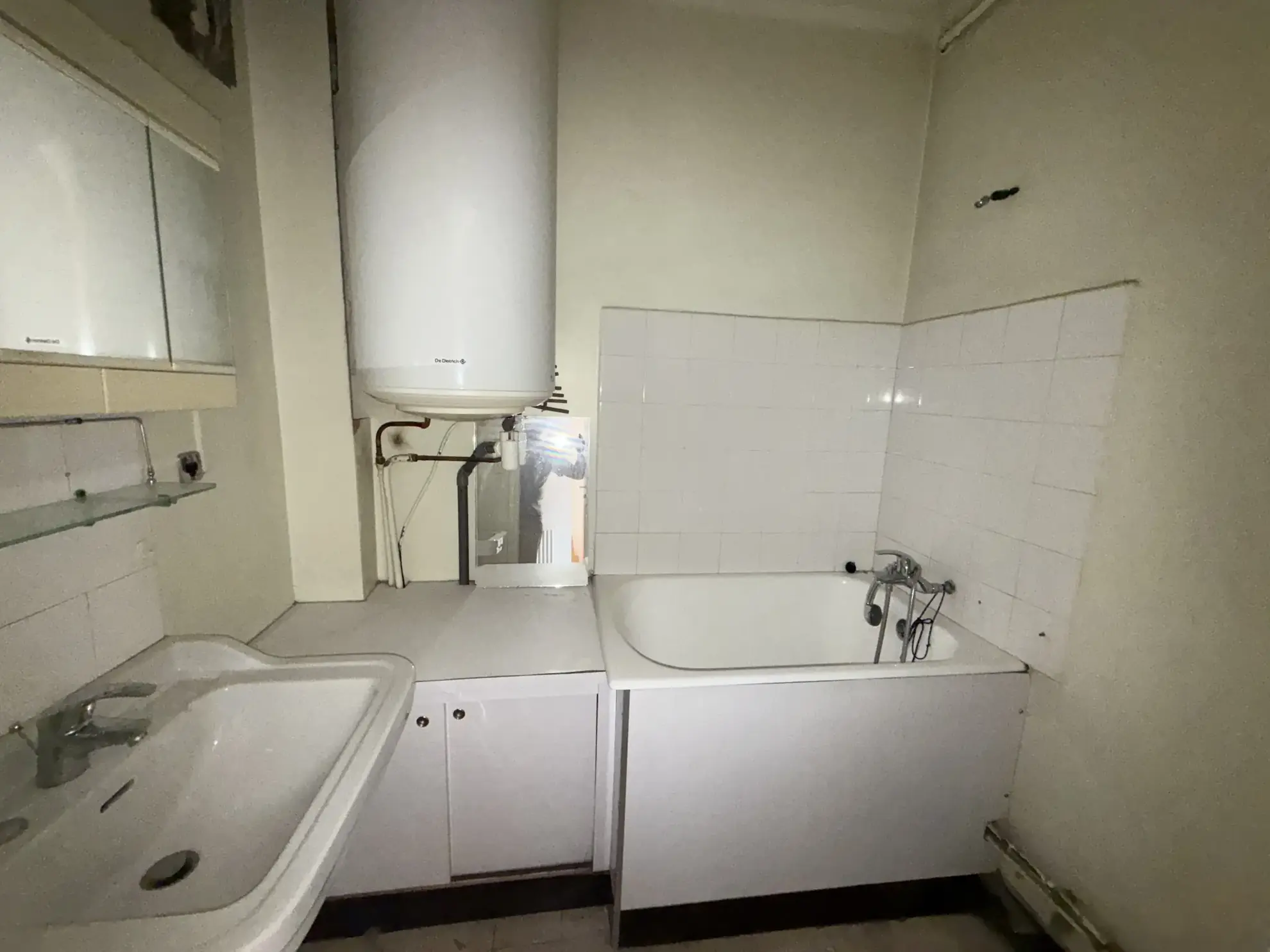 Appartement T2 à vendre à Alès au centre-ville avec balcon et ascenseur 