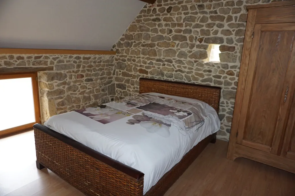 Ensemble de deux maisons en Brionnais près de Marcigny et La Clayette 