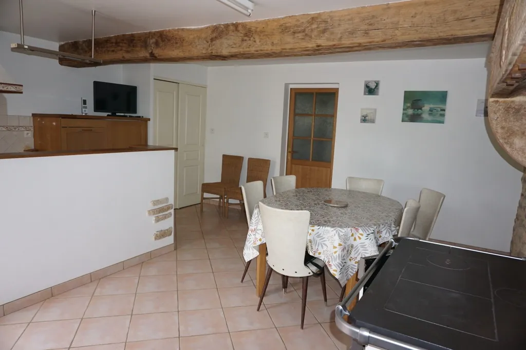 Ensemble de deux maisons en Brionnais près de Marcigny et La Clayette 