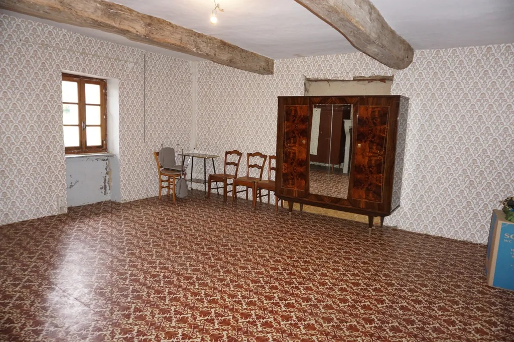 Ensemble de deux maisons en Brionnais près de Marcigny et La Clayette 